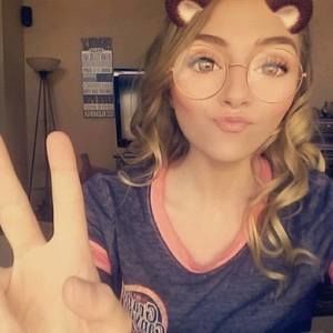 Meet your Posher, Audrey